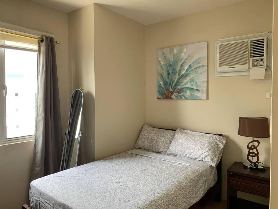 Homey 2 Bedroom Unit W/pool In Avida It Park
